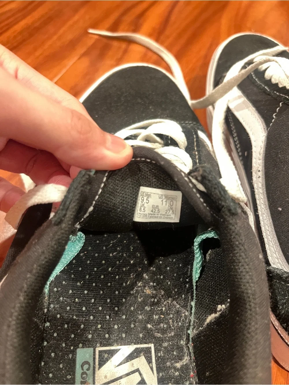 Vans classic staple